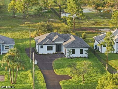 3261 31st Ave NE, Naples FL - photo 6 of 40