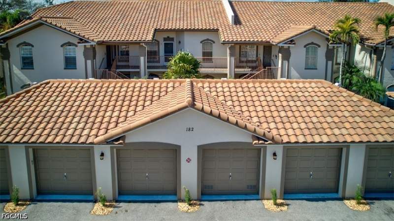 3 bedroom Condominium at 182 Newport Dr 1007, Sunset Cay Villas, Naples — photo 2