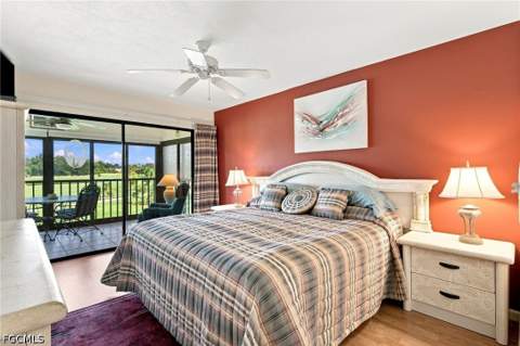 5585 Trailwinds Dr 324, Fort Myers FL - photo 12 of 31
