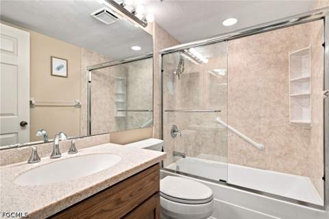 5585 Trailwinds Dr 324, Fort Myers FL - photo 17 of 31