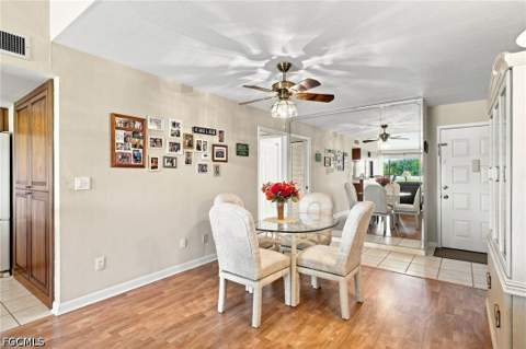 5585 Trailwinds Dr 324, Fort Myers FL - photo 7 of 31