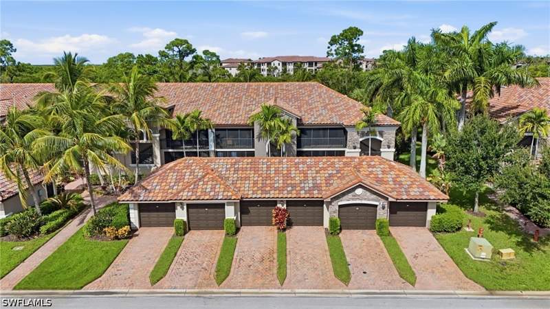 2 bedroom Condominium at 9832 Venezia Cir 1025, Venezia, Naples — photo 2