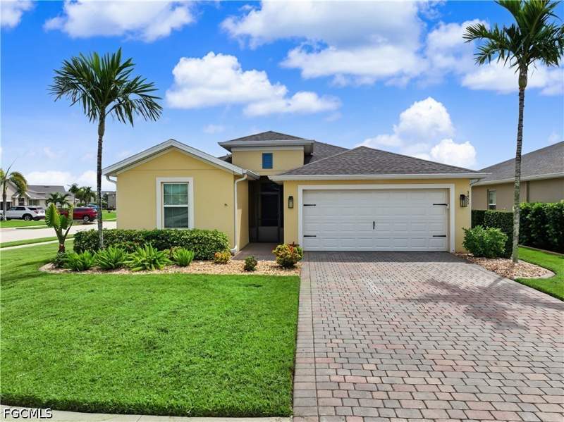 3 bedroom SingleFamilyResidence at 3451 Manati Ct, Entrada, Cape Coral — photo 2