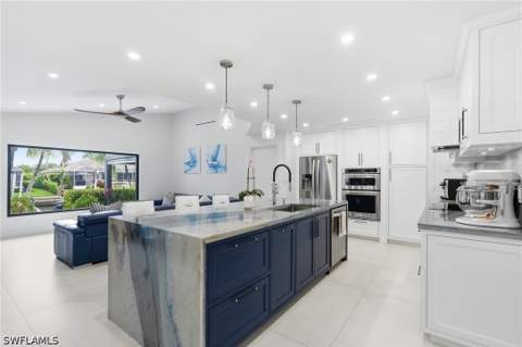 910 Beaver Ct, Marco Island FL - photo 9 of 50