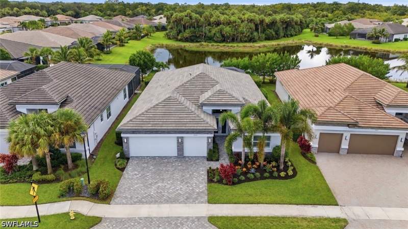 3 bedroom SingleFamilyResidence at 11636 Periwinkle Dr, Valencia Trails, Naples — photo 2