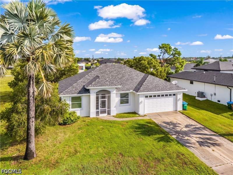 3 bedroom SingleFamilyResidence at 4329 NW 31st St, Cape Coral, Cape Coral — photo 2