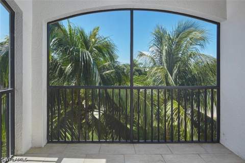 4570 Colony Villas Dr 3, Bonita Springs FL - photo 17 of 34