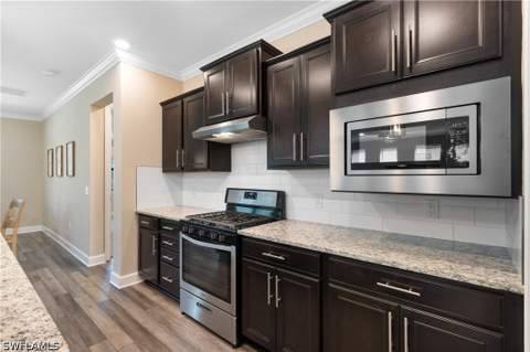 7700 Winding Cypress Dr, Naples FL - photo 7 of 42