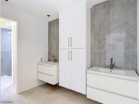 1864 Marina Cir, North Fort Myers FL - photo 24 of 50