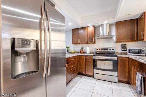 8751 Lateen Ln 102, Fort Myers FL - photo 15 of 49