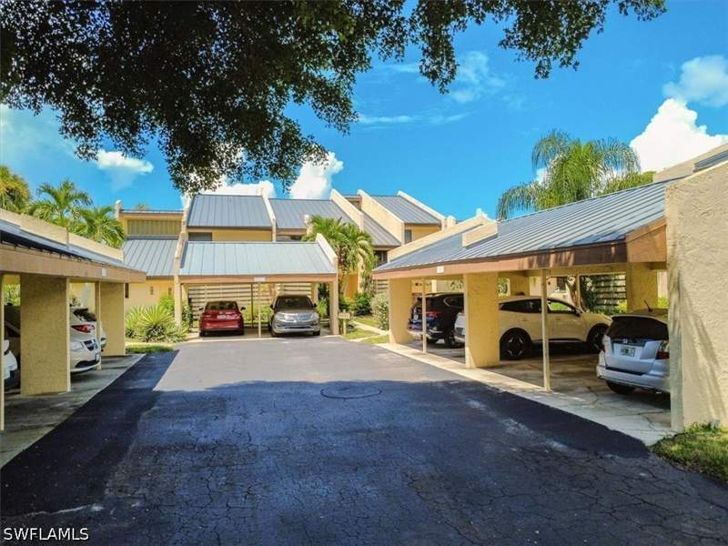 3 bedroom Townhouse at 8751 Lateen Ln 102, Paddle Creek, Fort Myers — photo 3