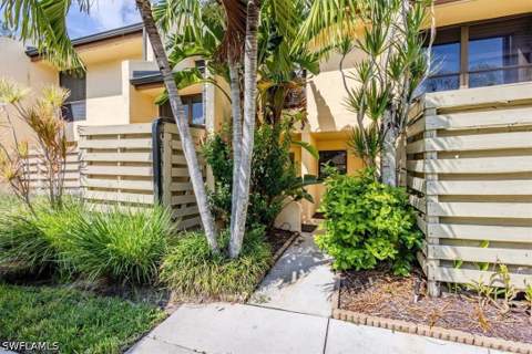 8751 Lateen Ln 102, Fort Myers FL - photo 8 of 49