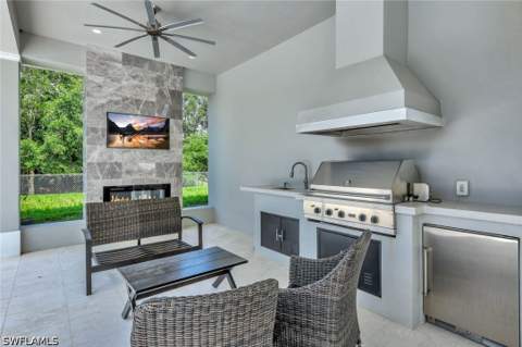 140 37th Ave NW, Naples FL - photo 24 of 42