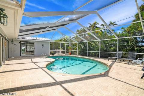 1072 Wisconsin Dr, Naples FL - photo 19 of 40