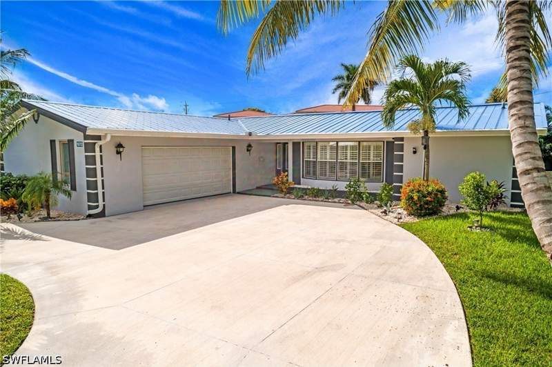 3 bedroom SingleFamilyResidence at 1072 Wisconsin Dr, Gulf Acres, Naples — photo 3