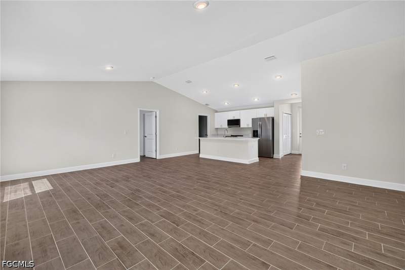 4 bedroom SingleFamilyResidence at 312 NW 18th Ave, Cape Coral, Cape Coral — photo 5