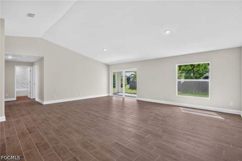 312 NW 18th Ave, Cape Coral FL - photo 8 of 32