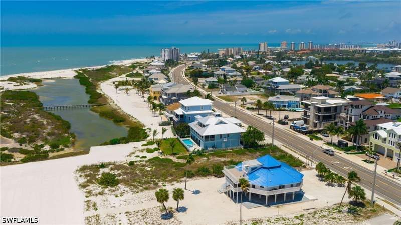3 bedroom SingleFamilyResidence at 8246 Estero Blvd, Grand Ole Man, Fort Myers Beach — photo 5