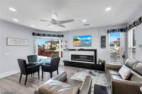 375 Germain Ave, Naples FL - photo 14 of 50