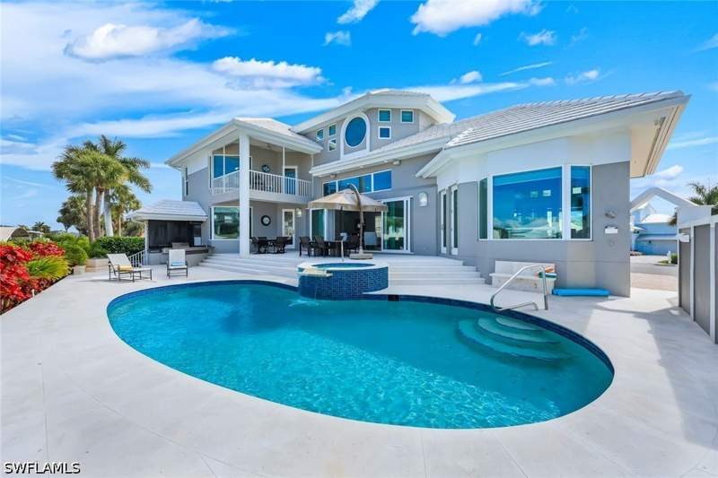 3 bedroom SingleFamilyResidence at 375 Germain Ave, Conners, Naples — photo 4