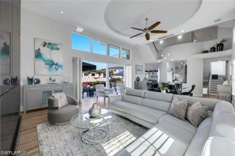 375 Germain Ave, Naples FL - photo 7 of 50