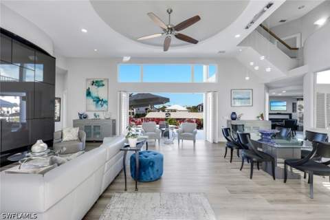 375 Germain Ave, Naples FL - photo 9 of 50