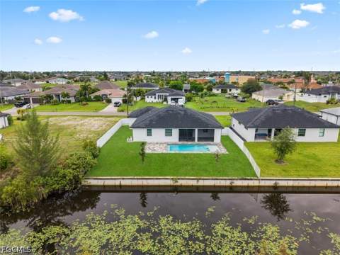 1124 SW 4th Ln, Cape Coral FL - photo 7 of 35