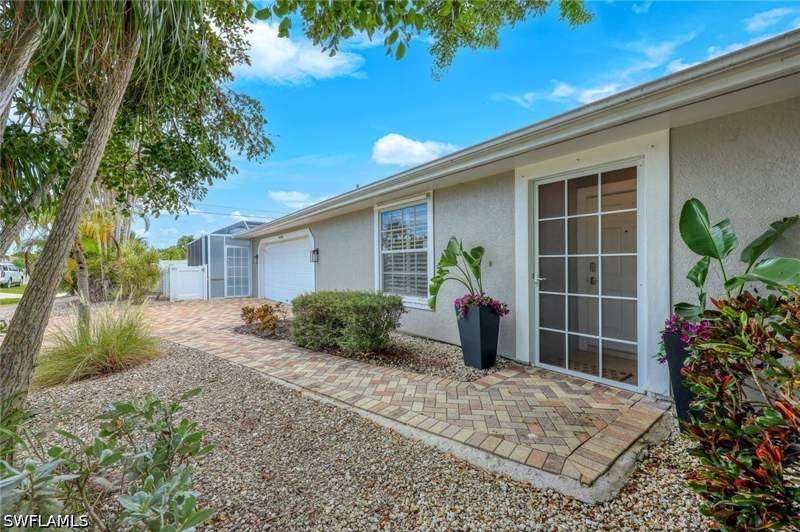 3 bedroom SingleFamilyResidence at 601 97th Ave N, Naples Park, Naples — photo 3
