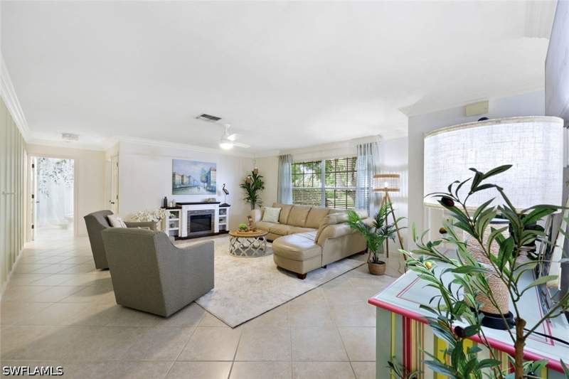 3 bedroom SingleFamilyResidence at 601 97th Ave N, Naples Park, Naples — photo 5