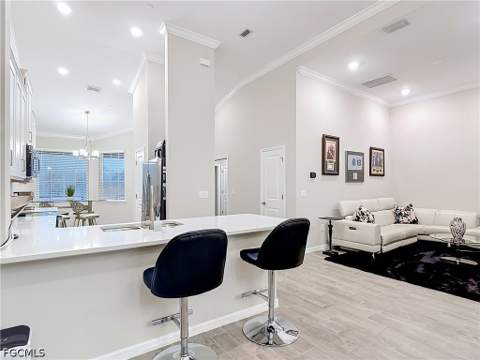 11841 Venetian Lagoon Dr 203, Fort Myers FL - photo 16 of 45