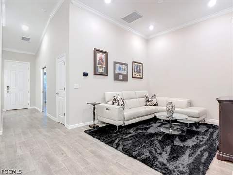 11841 Venetian Lagoon Dr 203, Fort Myers FL - photo 18 of 45