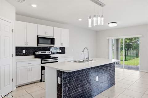 10601 Crossback Ln, Lehigh Acres FL - photo 6 of 49