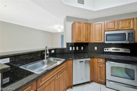 23501 Alamanda Dr 204, Estero FL - photo 9 of 30