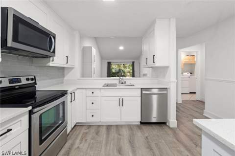 3451 County Barn Rd 203, Naples FL - photo 16 of 29