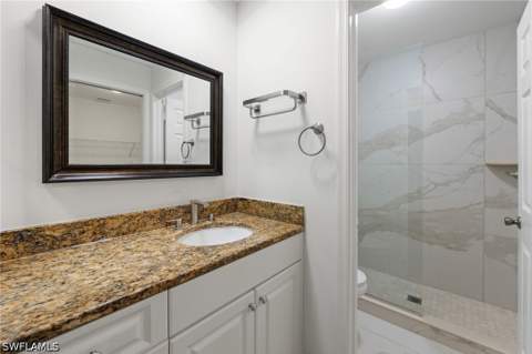3451 County Barn Rd 203, Naples FL - photo 19 of 29