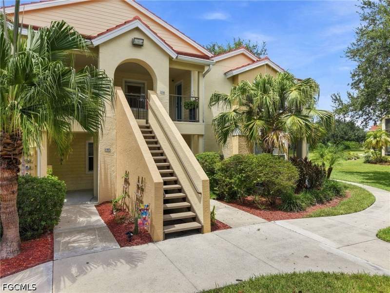 2 bedroom Condominium at 12620 Equestrian Cir 1710, Venetian Palms, Fort Myers — photo 2