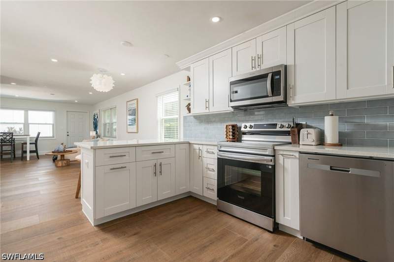 2 bedroom Condominium at 1100 8th Ave S 105A, Marina Manor, Naples — photo 5