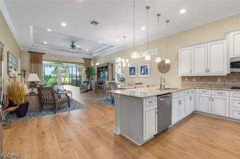 12625 Fairway Cove Ct, Fort Myers FL - photo 12 of 39