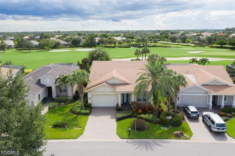 3 bedroom SingleFamilyResidence at 12625 Fairway Cove Ct, Fairway Cove, Fort Myers — photo 2