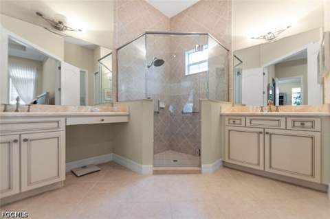12625 Fairway Cove Ct, Fort Myers FL - photo 20 of 39