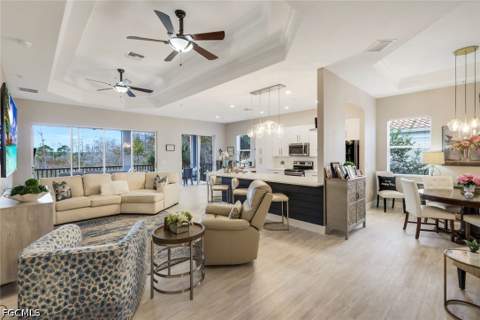 13034 Pennington Pl 202, Fort Myers FL - photo 15 of 37