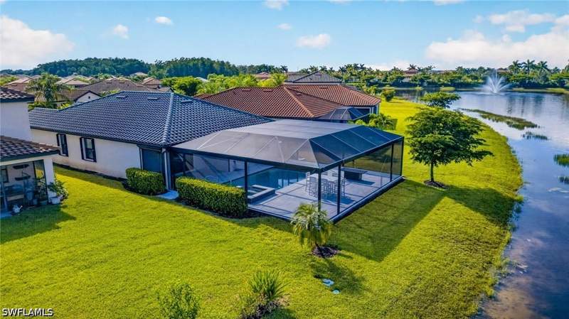 3 bedroom SingleFamilyResidence at 11580 Shady Blossom Dr, Arborwood Preserve, Fort Myers — photo 3