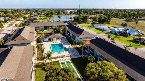 4216 SE 4th Pl 12, Cape Coral FL - photo 24 of 33