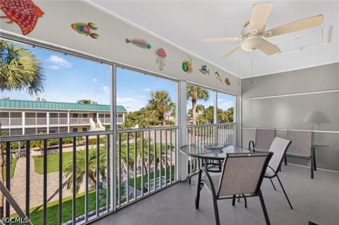 827 E Gulf Dr M-7, Sanibel FL - photo 7 of 31
