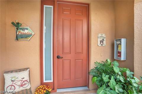 3278 Sunset Key Cir 101, Punta Gorda FL - photo 12 of 38