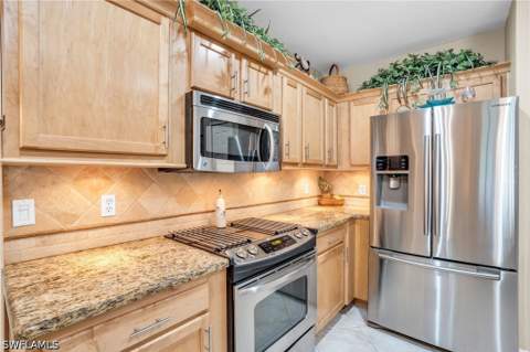 3278 Sunset Key Cir 101, Punta Gorda FL - photo 18 of 38