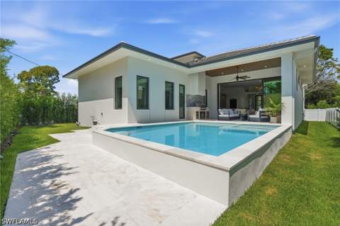 1150 8th Ter N, Naples FL - photo 12 of 47
