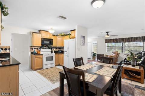 457 Grenier Dr, North Fort Myers FL - photo 15 of 33