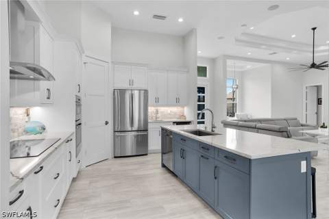 384 S Heathwood Dr, Marco Island FL - photo 10 of 50