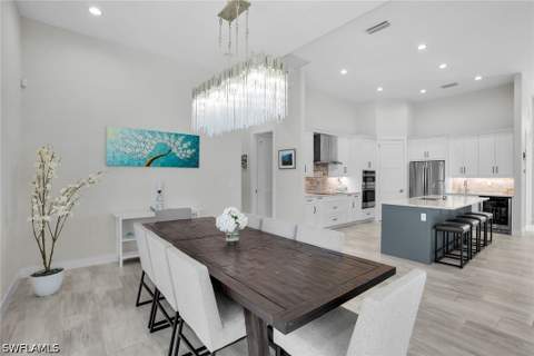 384 S Heathwood Dr, Marco Island FL - photo 13 of 50